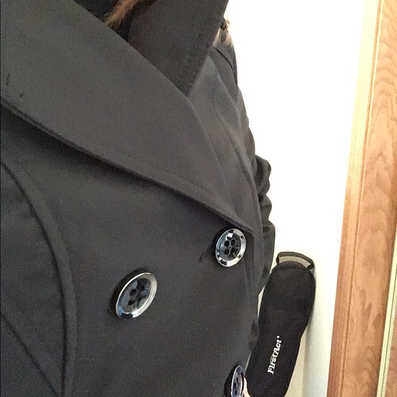 Black Jacket - Picture 3 of 7